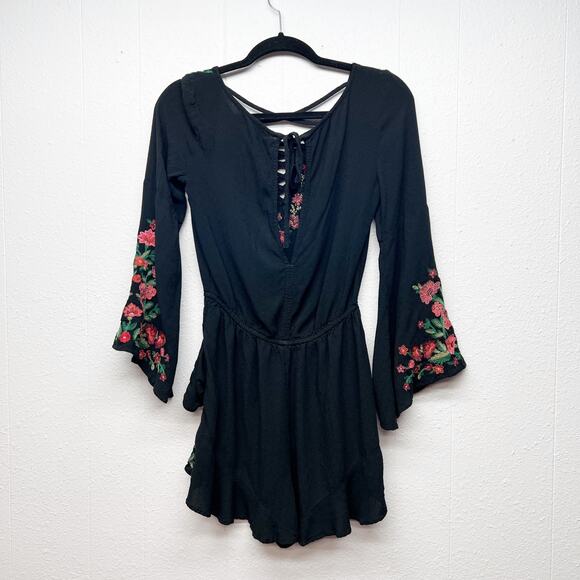 American Eagle Romper Womens Small Embroidered Dark Fairy Boho Festival Romantic - Picture 7 of 13